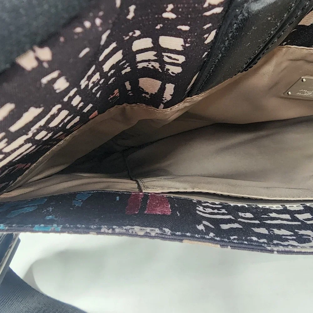 TUMI Abstract Pattern Laptop Bag Nylon Padded Compartments Removable Strap